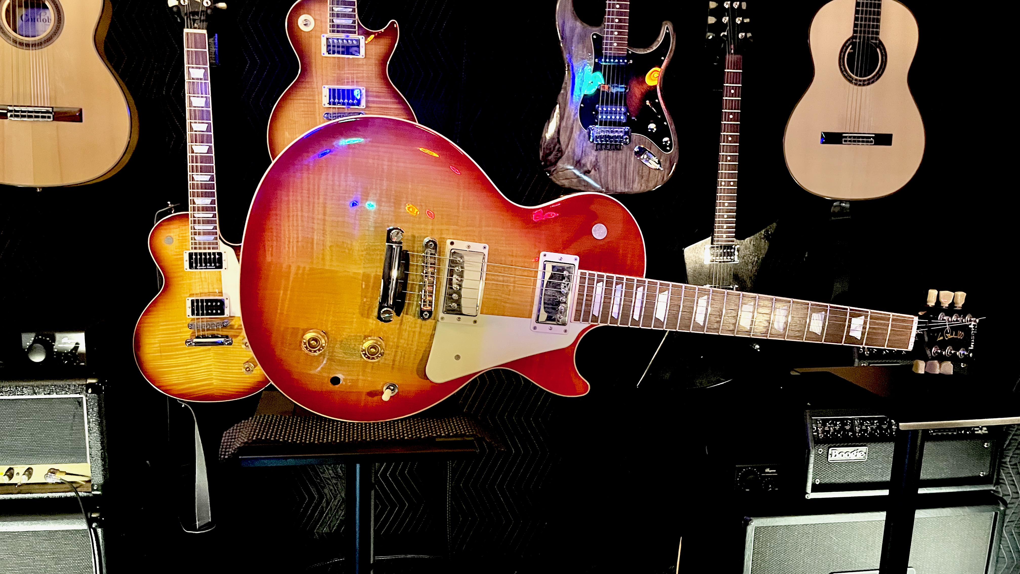 Andrew T. Otwell studio image of Gibson Les Paul